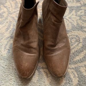 Dolce Vita Tessey Ankle Bootie